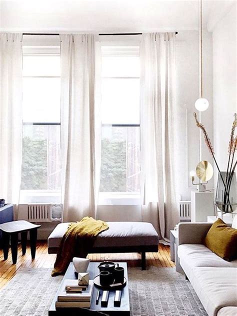 An Interior Stylist Says This Is The Best Way To Make Your Home Look