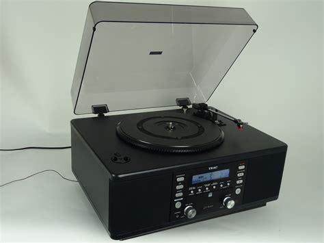Teac Lp R400 Compact System Cd Turntable Radio Very Good