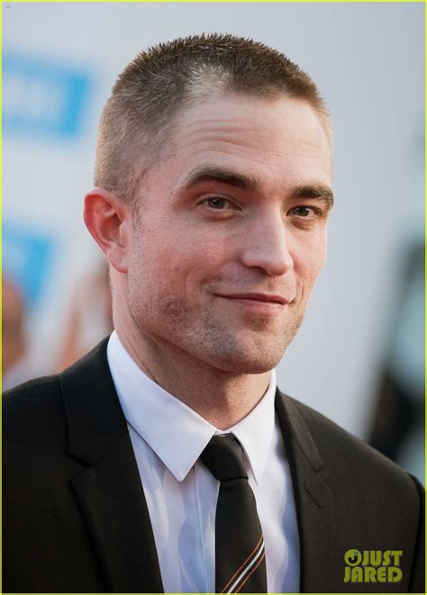 Photo Robert Pattinson Accepts Special Honor At Deauville Film Fest 02