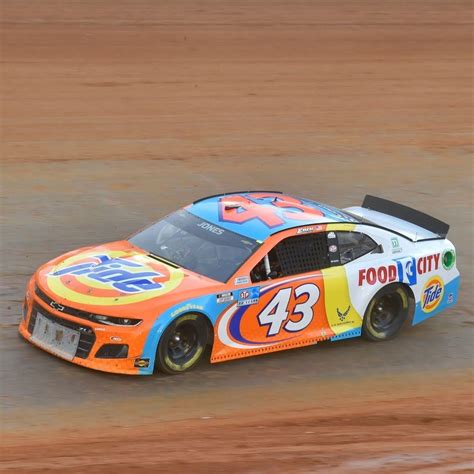 Bristol Dirt Race 2021 Schedule Bubba Wallace Myatt Snider Enter