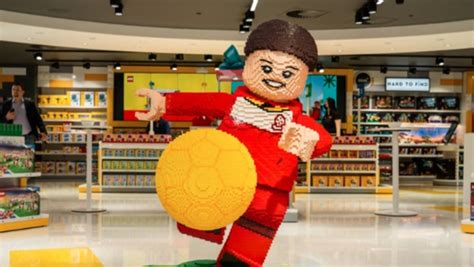 The Worlds Biggest Lego Store Opens In Sydney This Weekend