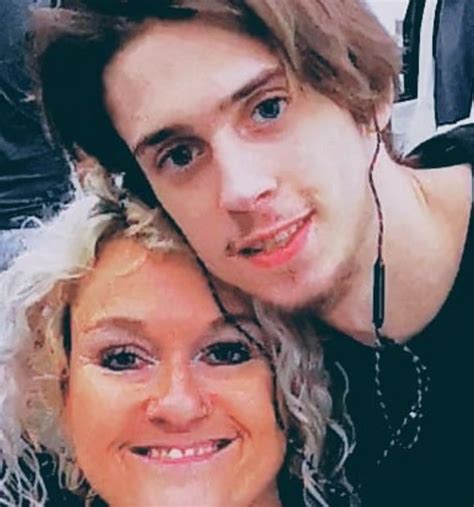 alison lapper shares heartfelt note for son parys after his sudden death aged 19 huffpost uk news