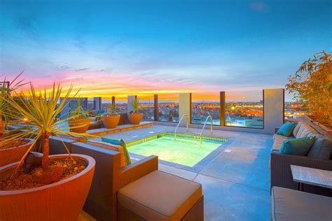 Rent An Apartment With A Rooftop Pool Real Estate 101 Trulia Blog