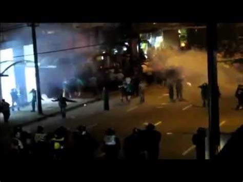 Vancouver Riot Kissing Couple Video Shows What Happened Before Photo Youtube