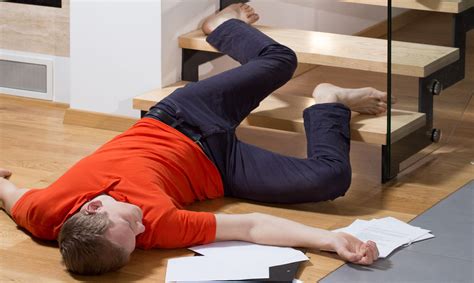 How is compensation for plaintiffs calculated in oklahoma? Symptoms of a Spinal Cord Injury