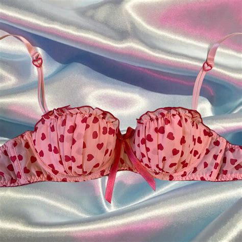 cute bras pretty lingerie lingerie set yk2 outfits h2o mermaids girl with headphones red