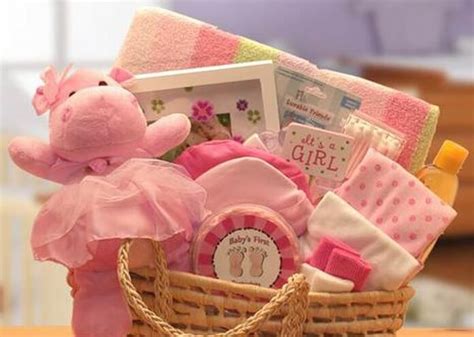 Most parents are pretty much kitted out by the time baby arrives. Cute & Cuddly Newborn Baby Gifts Ideas in India - Indian ...