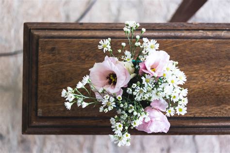 Flower funeral home inc, avenue to flower funeral flowers to hodder. 750+ Funeral Pictures HD | Download Free Images on Unsplash
