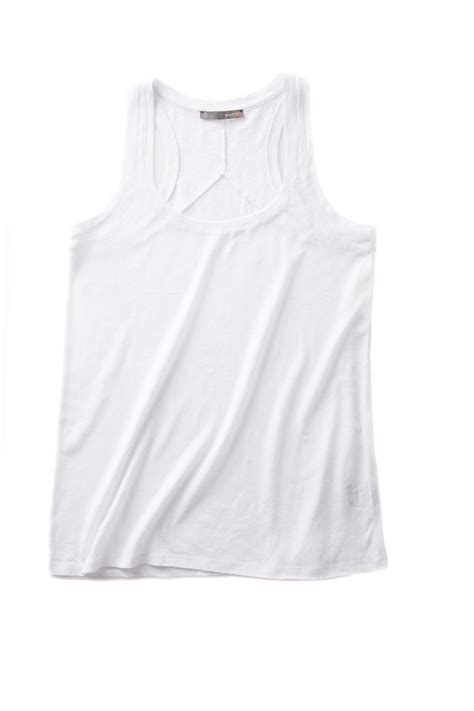 10 Of The Best White Tank Tops Chatelaine