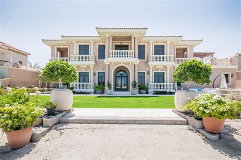 The Best Luxury Villas For Sale On Palm Jumeirah In Dubai