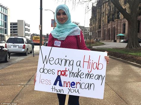 Muslim Women Fight Against Societys Perspective Of Hijabis After Trump