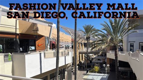 Fashion Valley Mall The Largest Mall In San Diego California Stock