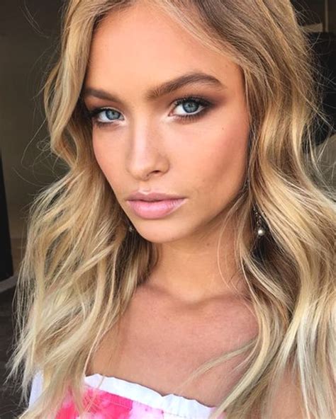 Celeb colorists reveal what makes blonde so much more fun and it's all about the season's most gorgeous makeup looks and tips. How to Do The Perfect Smokey Eye Makeup in 5 Steps | Ecemella
