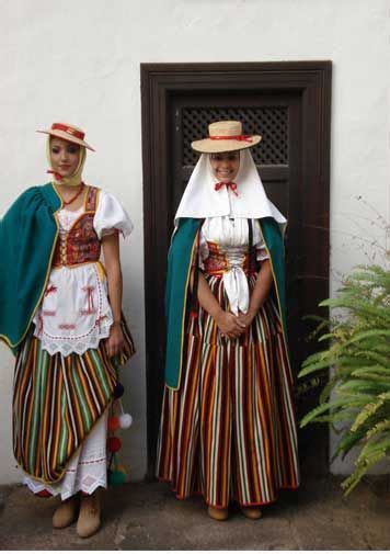 Pin By Sam Jallú🖤 On Tenerife Traditional Outfits Traditional