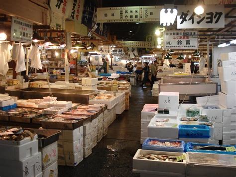 Wandering Through Japans Famous Fish Market Rtravelphotos