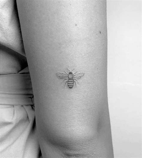 Minimalistic Tattoos Minimalisttattoos Bee Tattoo Honey Bee Tattoo