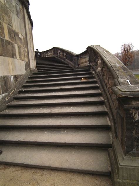 Auf schloss moritzburg wurde der kultfilm drei haselnüsse für aschenbrödel gedreht. Träumerle » 2011 » November » 10