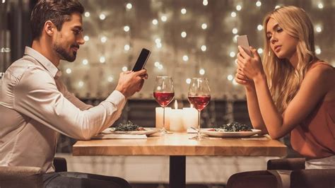 Trickle Ghosting Is Latest Digital Dating Term Popularized By Viral