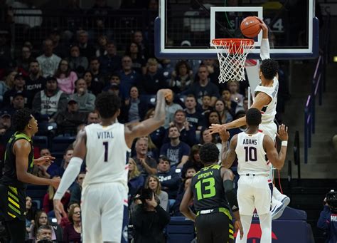 watch uconn s james bouknight with dunk of the year candidate