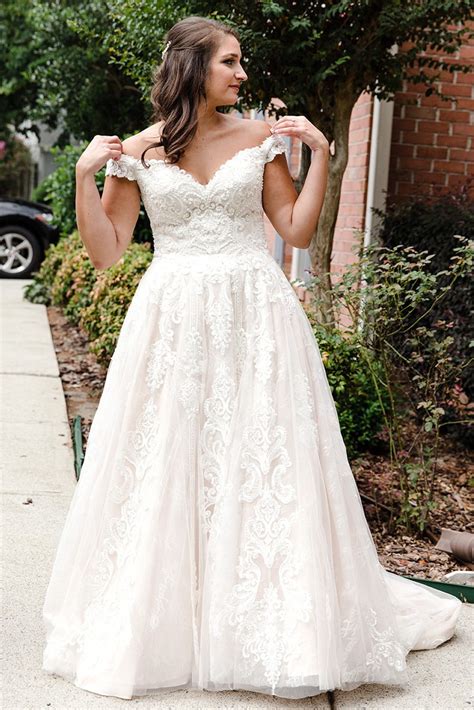Allure Bridals 9619 Wedding Dress Save 65 Stillwhite
