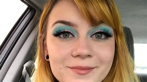 A Woman Who Wore Heavy Makeup To Spite Her Male Coworker Is Going Viral