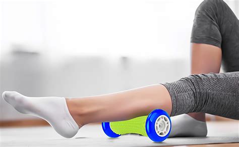Strauss Foothand Massage Roller With Wheels Ideal For Physiotherapy Deep Tissue Massage