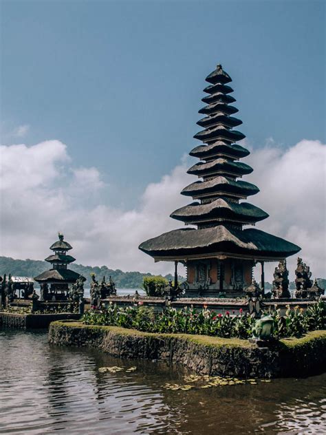 Check Out These Must See Temples In Bali Featuring The Lovina Pagoda