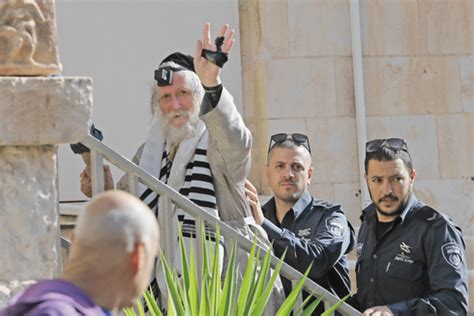 אנחנו מזמינים אתכם להגיע לסניף או לפתוח חשבון חדש באפליקציה, ואנחנו נשמח לסייע ולתרום מניסיוננו בשאלות והתלבטויות בנקאיות. הצצה: כך חיים הצעירים סמוך לקהילת שובו בנים בהנהגת הרב ...