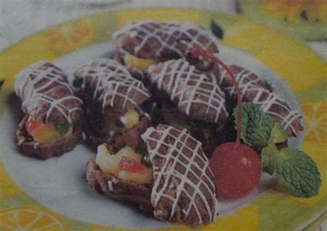 300 grm gula pasir 5. Kue Eclair Coklat Kering Dengan Vla Buah Segar | Resep Kue Kering Terlengkap
