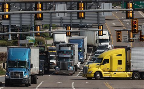 The Art of Communication: Truck Drivers and the Power of Signals