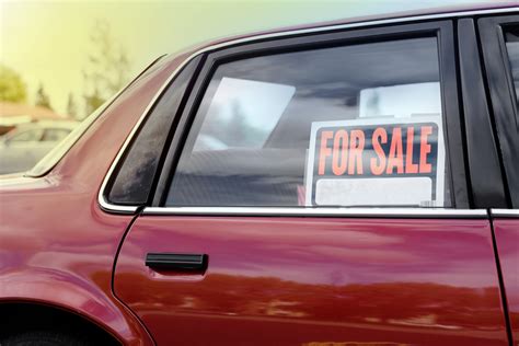 Buying a Used Car: Private Seller or Dealer? - Red Mountain Funding