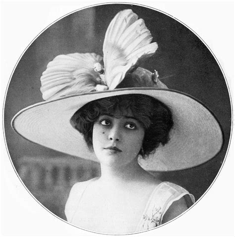 Geneviève Lantelme In A Hat By Carlier Photo By Félix Les Modes July