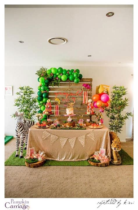 See more ideas about baby shower, jungle party, safari theme. Modern safari party - The Pumpkin Carriage | Safari theme ...