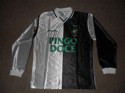 Jun 25, 2021 · gauld's contract with farense expires next week and the former sporting attacker could be available for southampton to sign on a free transfer. Sporting Clube Farense Terceira camisa de futebol 1999 - 2000.