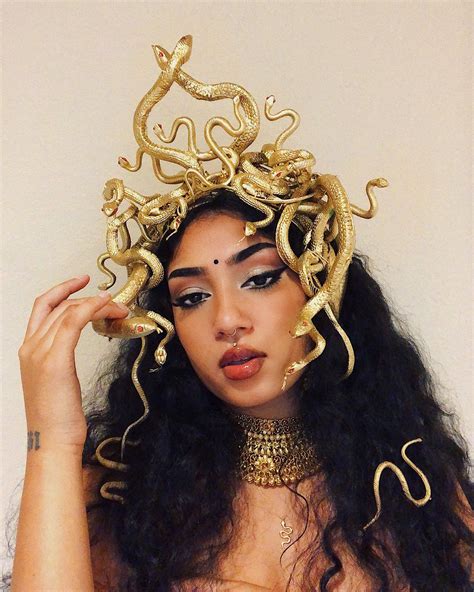 Medusa Halloween Costume, Trendy Halloween, Halloween Inspo, Halloween