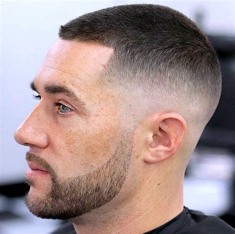 Check spelling or type a new query. 17+ Cool Skin Fade Haircuts For Men:2021 Trends + Styles