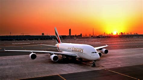 Download Hd Desktop Arab Emirates Plane Airport Wallpaper Donwload By Portiz Emirates