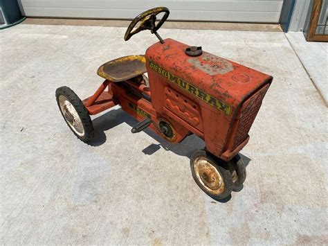 Antique Murray Pedal Tractor Gavel Roads Online Auctions