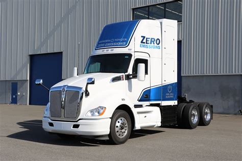 Hydrogen Fuel Cell Trucks Debuted At Nacv Show In Atlanta