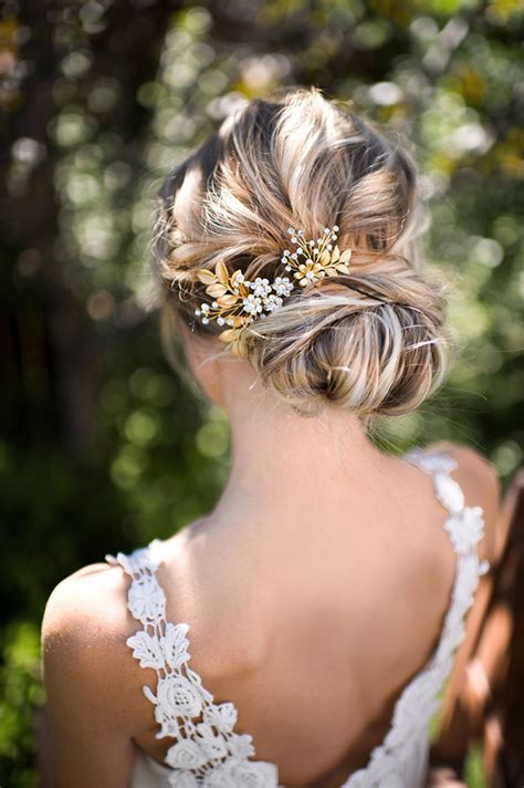 25 Chic Updo Wedding Hairstyles For All Brides