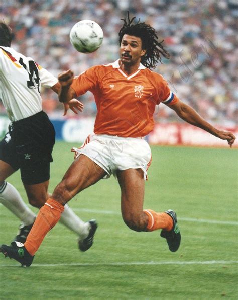 Survesh (2015) brazil is the best football team because it have won many times. Ruud Gullit (Hol) - Voetbal, Voetballers en Sport