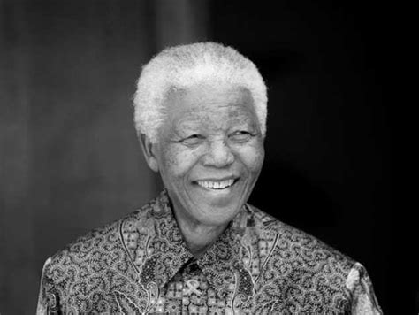 Nelson Mandela Morre Aos Anos Fora De Campo Jornal Record