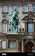 La estatua ecuestre de Federico VII a caballo en Copenhague, Dinamarca ...