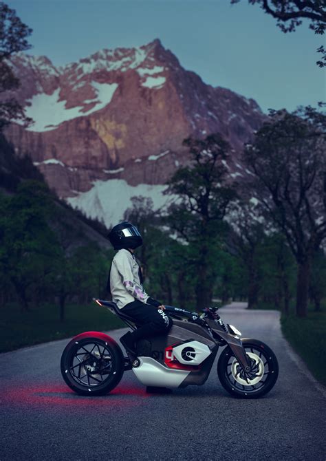 Flat Out Magazine Meet Your New Electric Bmw Boxer Bike