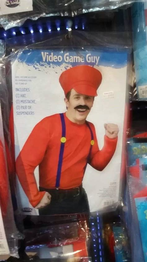 17 Bootleg Halloween Costumes That Are Better Than The Originals