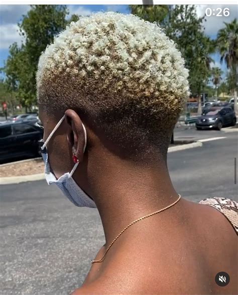 A Little Fall 🍁 By Kokodabarber In 2022 Tapered Natural Hair Fade Haircut Women Natural Blondes