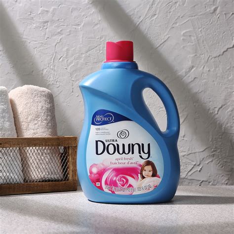 Fresh #touchactivated scent—whenever you want. Ultra Downy Liquid Fabric Conditioner April Fresh Scent 3 ...