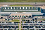 Weeze aus der Vogelperspektive: Gelände des Flughafen Airport Weeze ...