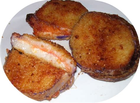 Così a cotoletta riesco a far mangiare le melanzane anche a mio figlio piccolo. In Cucina con Letizia: Melanzane a cotoletta ripiene e ...