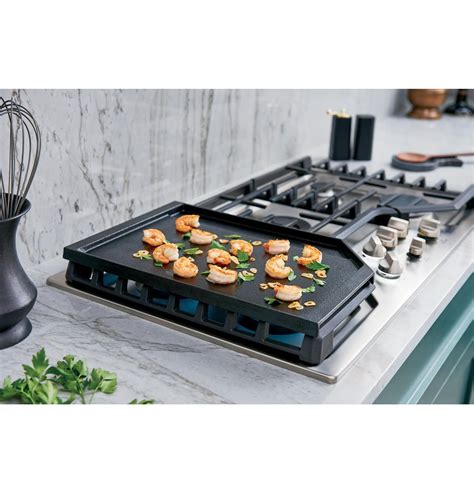 Check spelling or type a new query. CGP95303MS2 Overview - Café™ 30" Built-In Gas Cooktop ...